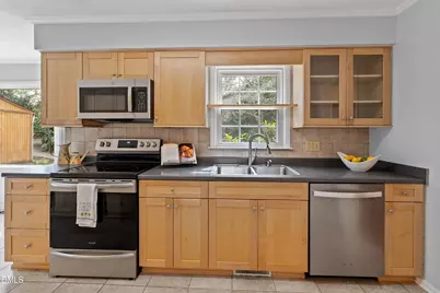 400 Cedar Hill Lane, Raleigh, NC 27609 - Photo 15