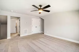 5709 Parker Pnes Ct, Raleigh, NC 27609 - Photo 27
