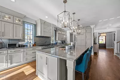 630 Daniels Street, Raleigh, NC 27605 - Photo 7