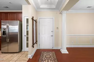 10511 Rosegate Ct, Raleigh, NC 27617 - Photo 9