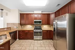 10511 Rosegate Ct, Raleigh, NC 27617 - Photo 13