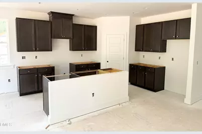 160 Golfview Avenue, Benson, NC 27504 - Photo 5