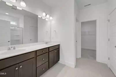160 Golfview Avenue, Benson, NC 27504 - Photo 15