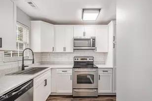 932 S Fifth St, Mebane, NC 27302 - Photo 7