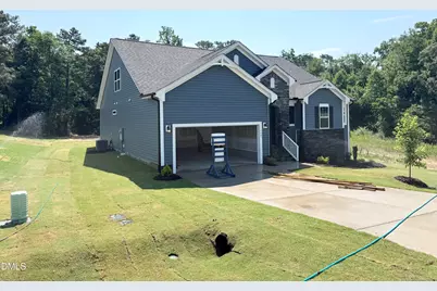 144 Golfview Avenue, Benson, NC 27504 - Photo 3