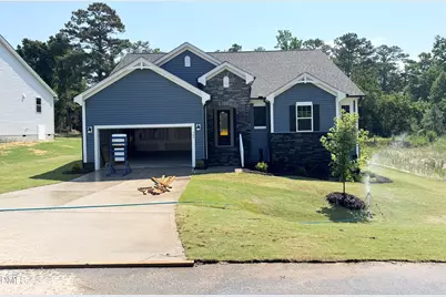 144 Golfview Avenue, Benson, NC 27504 - Photo 1