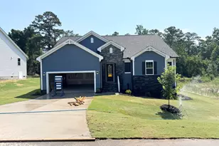 144 Golfview Ave, Benson, NC 27504 - Photo 1