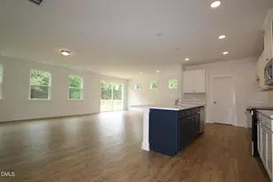 144 Golfview Ave, Benson, NC 27504 - Photo 1