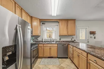 116 Lafayette Drive, Hillsborough, NC 27278 - Photo 3