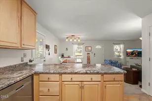 116 Lafayette Dr, Hillsborough, NC 27278 - Photo 5