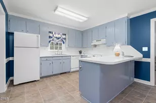 925 Pamela Ln, Rocky Mount, NC 27803 - Photo 11