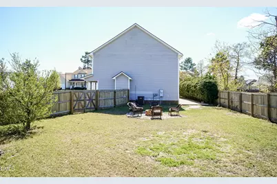 92 Essex Court W, Sanford, NC 27332 - Photo 33
