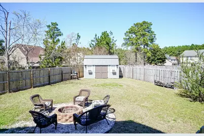 92 Essex Court W, Sanford, NC 27332 - Photo 37