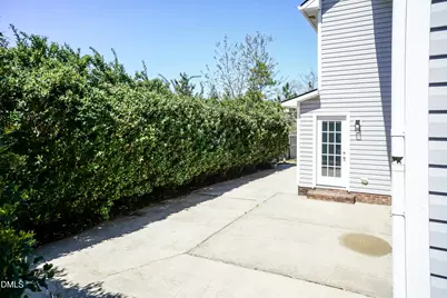 92 Essex Court W, Sanford, NC 27332 - Photo 29