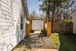 116 Elm St, Carrboro, NC 27510 - Photo 33