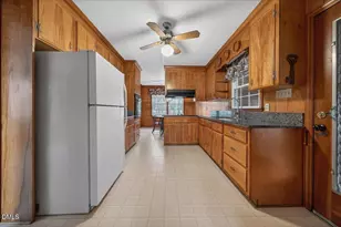 5801 Dogwood Dr, Raleigh, NC 27616 - Photo 13