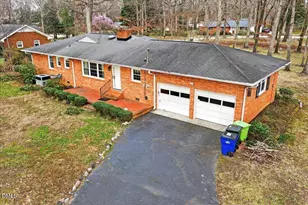 5801 Dogwood Dr, Raleigh, NC 27616 - Photo 5