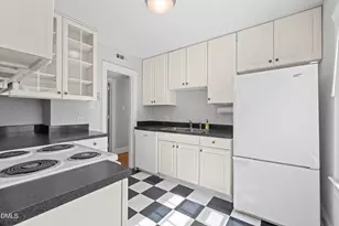 2728 Anderson Dr, Raleigh, NC 27608 - Photo 11