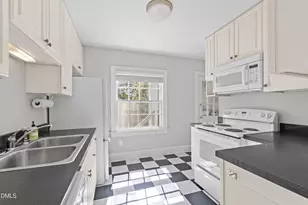 2728 Anderson Dr, Raleigh, NC 27608 - Photo 15