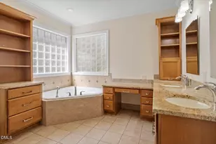 1201 Weldon Pl, Raleigh, NC 27608 - Photo 25