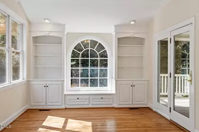 1201 Weldon Place, Raleigh, NC 27608 - Photo 9