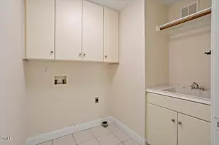 1201 Weldon Pl, Raleigh, NC 27608 - Photo 21