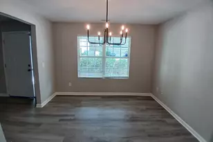 758 Sycamore Springs Dr, Fuquay-Varina, NC 27526 - Photo 9