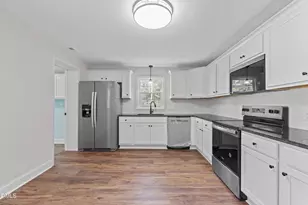 309 S Main St, Four Oaks, NC 27524 - Photo 11