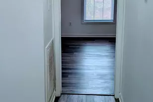 1005 Shades Pl, Raleigh, NC 27601 - Photo 3