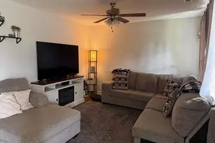 305 S Sycamore St, Fremont, NC 27830 - Photo 5