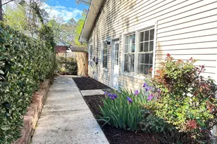 817 Chatham Ln, Raleigh, NC 27610 - Photo 21