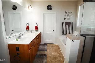 6413 Grassy Knoll Ln, Raleigh, NC 27616 - Photo 35