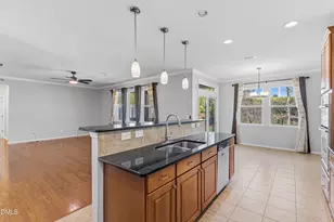 726 Pierside Dr, Cary, NC 27519 - Photo 5