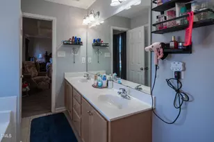 575 Crystal Spring Dr, Sanford, NC 27332 - Photo 33