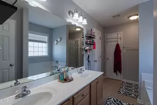 575 Crystal Spring Dr, Sanford, NC 27332 - Photo 29