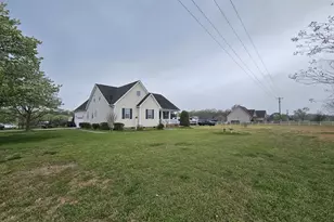 40 Wild Winds Dr, Coats, NC 27521 - Photo 3