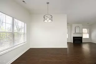 521 Renshaw Ct, Cary, NC 27518 - Photo 9