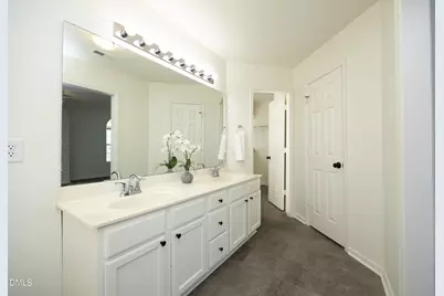 521 Renshaw Court, Cary, NC 27518 - Photo 17