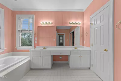 100 Edenburgh Road, Raleigh, NC 27608 - Photo 37