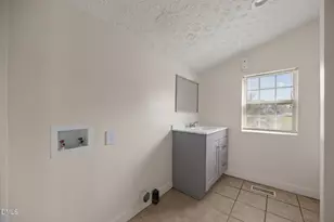 349 Harden St, Burlington, NC 27215 - Photo 19