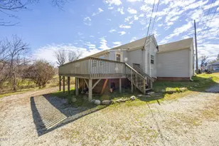 349 Harden St, Burlington, NC 27215 - Photo 25