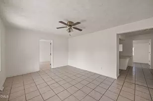 349 Harden St, Burlington, NC 27215 - Photo 5