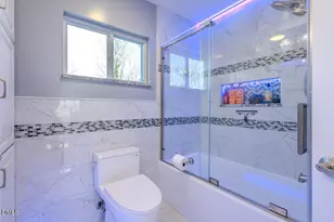 4000 Woodland Park Dr, Hillsborough, NC 27278 - Photo 35