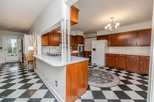 702 N Vance St, Sanford, NC 27330 - Photo 17