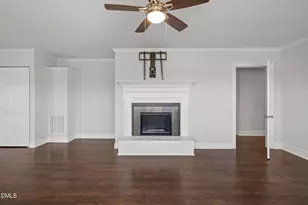 1025 Lakeside Dr, Durham, NC 27712 - Photo 11