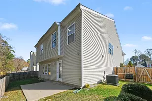 108 Trevor Ridge Dr, Holly Springs, NC 27540 - Photo 23