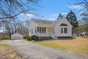 5745 Stone Crystal Dr, Fuquay Varina, NC 27526 - Photo 3