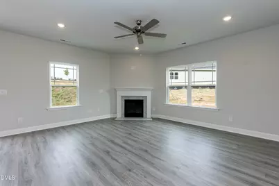 530 Middleton Court, Sanford, NC 27330 - Photo 5