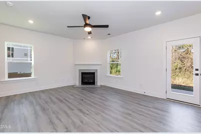 207 Drayton Hall Lane, Sanford, NC 27330 - Photo 7