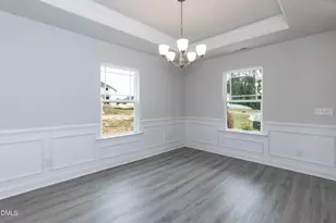 614 Melrose Ct, Sanford, NC 27330 - Photo 7